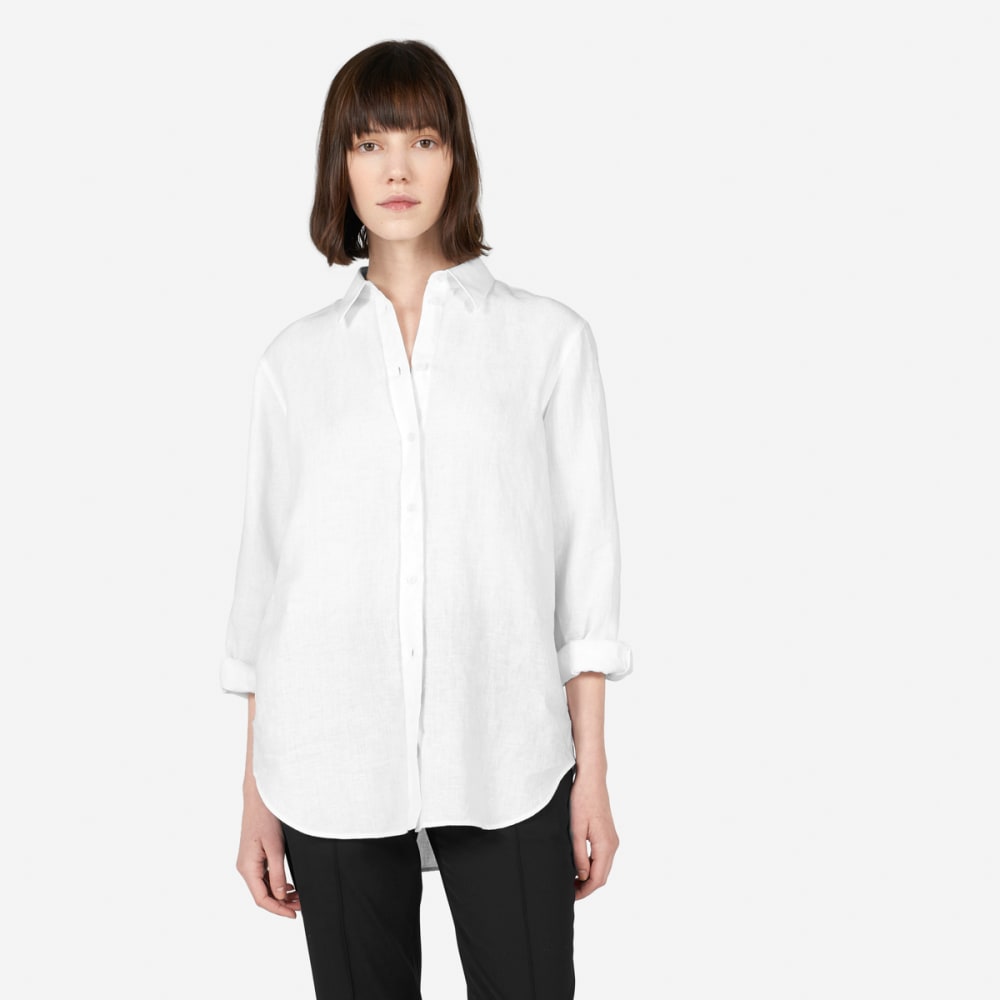 The Must-Have Shirt in Linen in White — front view