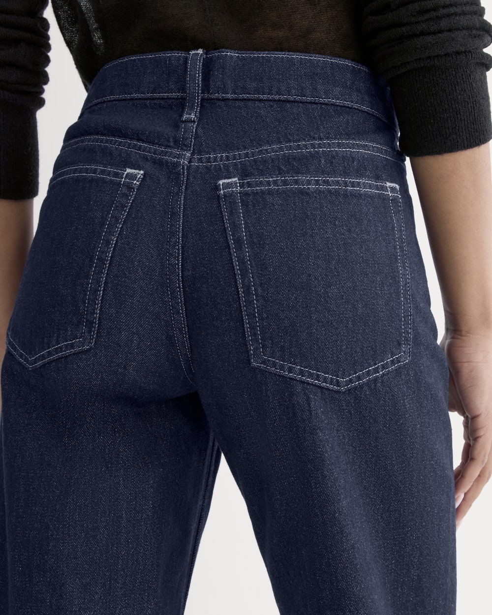 Low-Rise Straight Jean in Tungsten Rinse — detail view