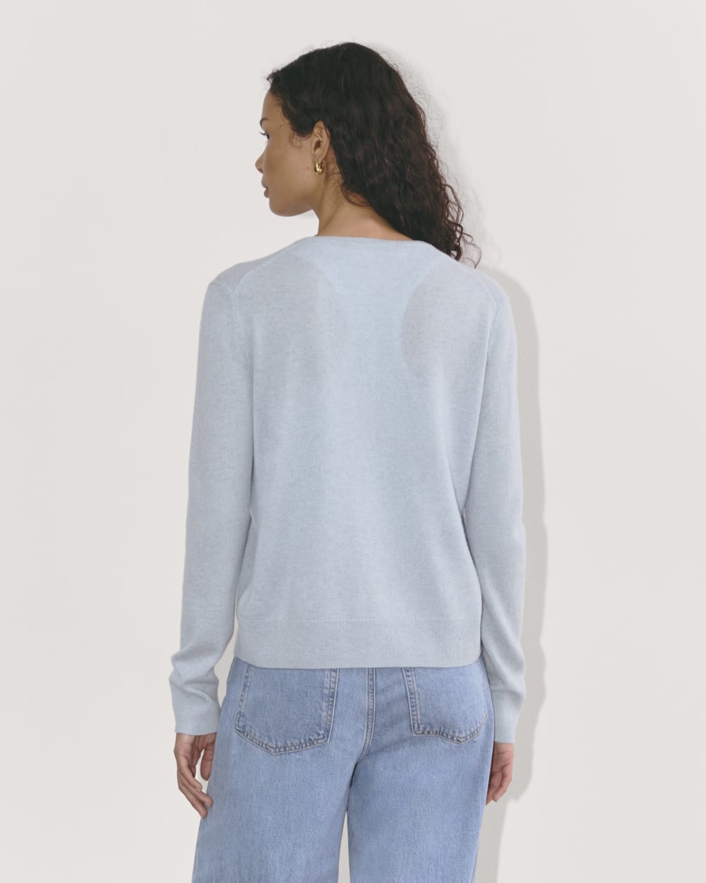 The Classic Cardigan in Cashmere in Sky Blue — detail view
