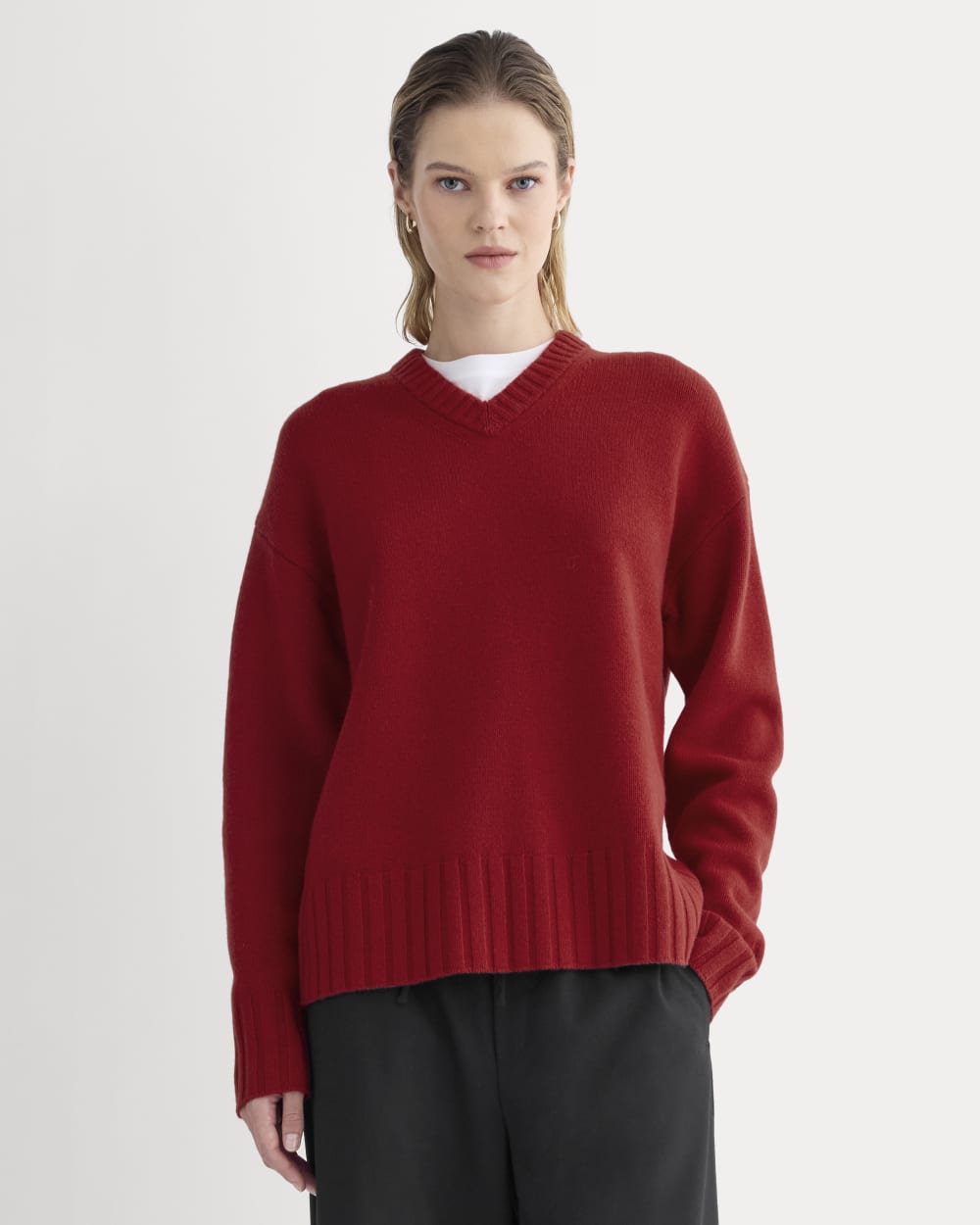 V-Neck Sweater in Extrafine Luxe Merino in Berry Red — front view
