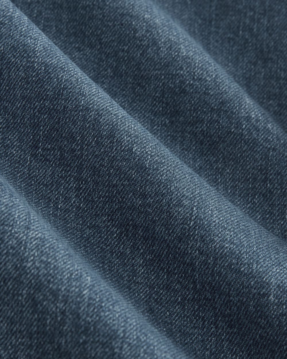 The Way-High® Sailor Jean 2.0 in Mid Indigo — detail view