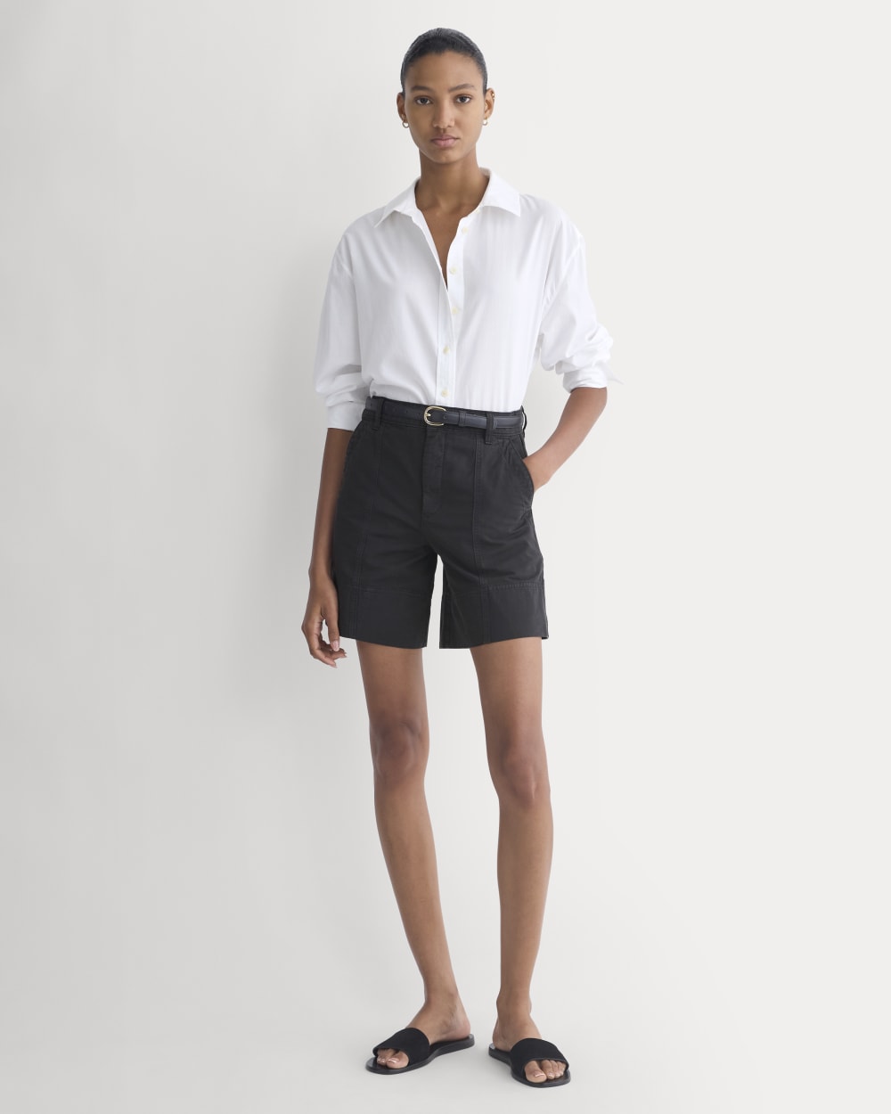 Seamed Everywhere Short in Black — front view