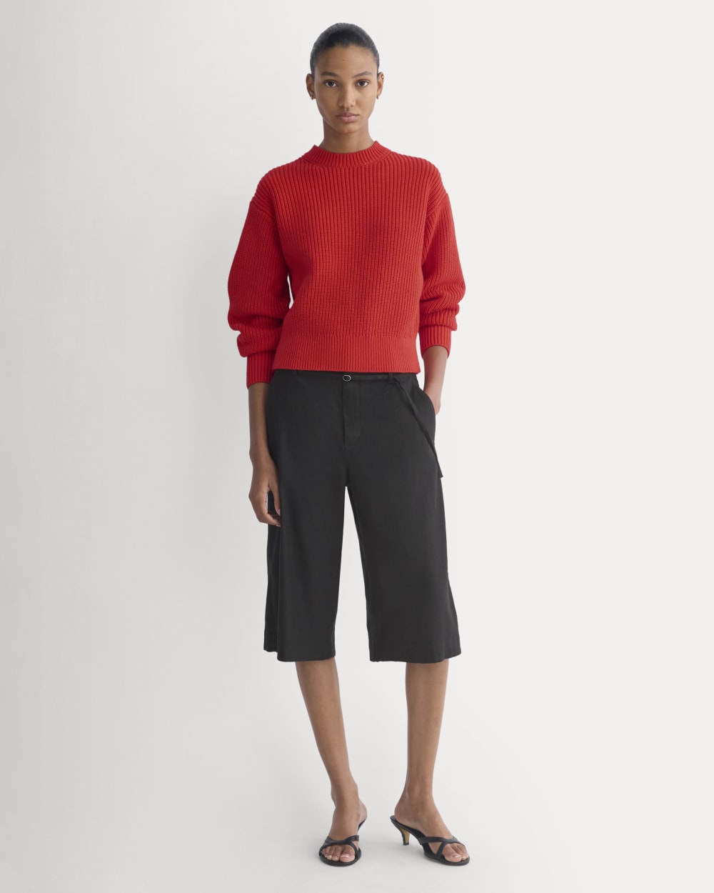 Cropped Ribbed Crew in Everyday Cotton in Fiery Red — detail view
