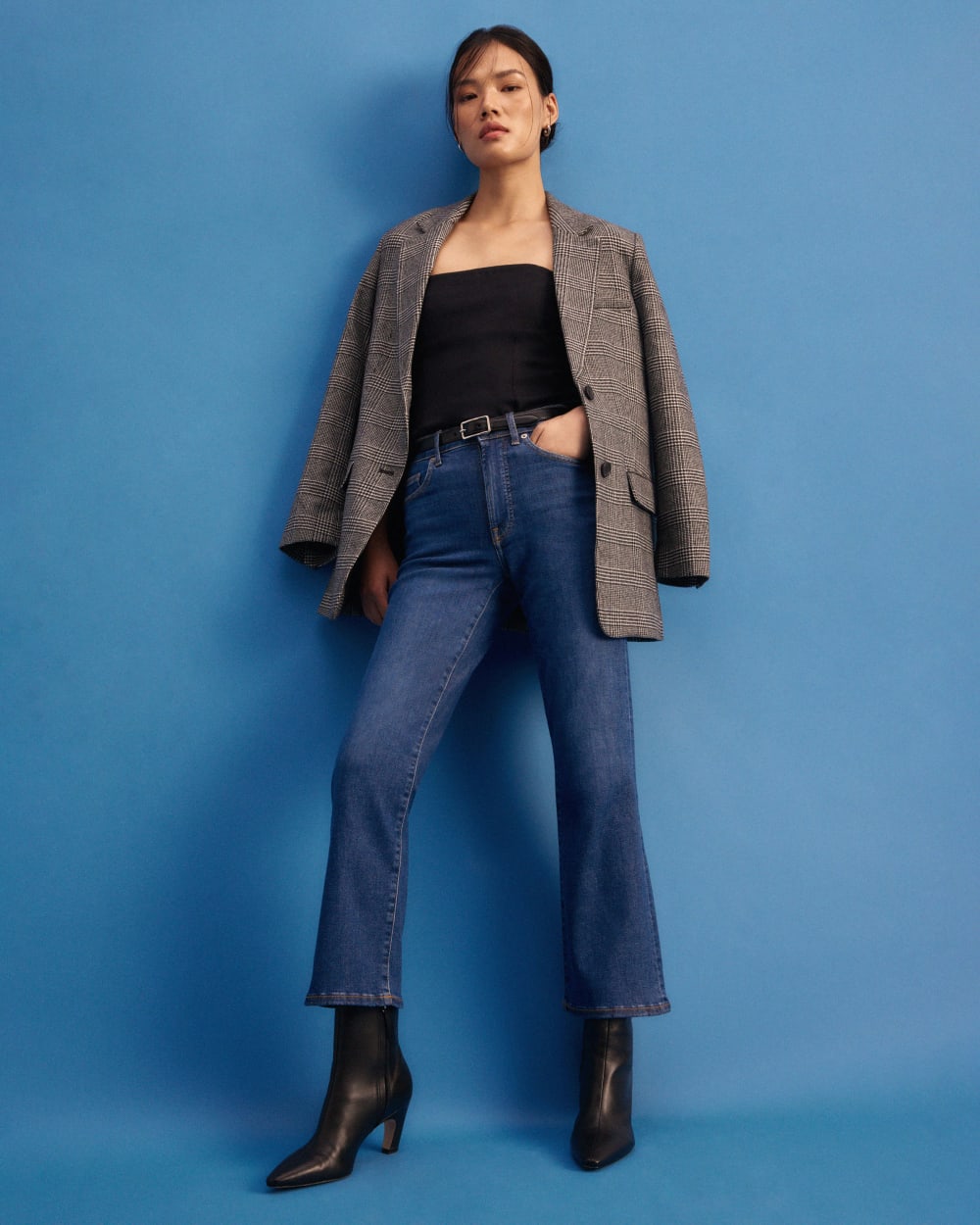 The Kick Bootcut Jean in Dark Indigo Blue — detail view