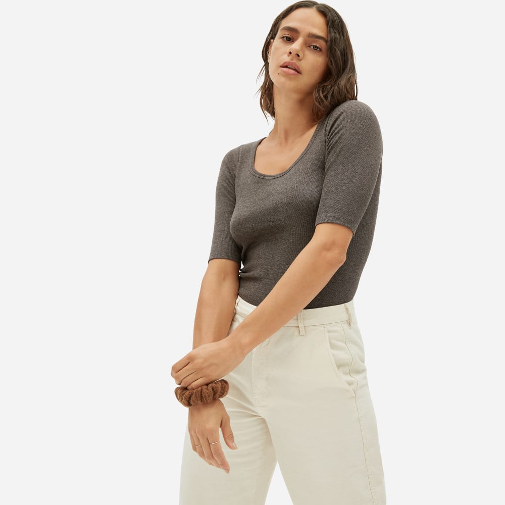 The Luxe Micro-Rib Scoop-Neck Tee in Heathered Fatigue — alternate view