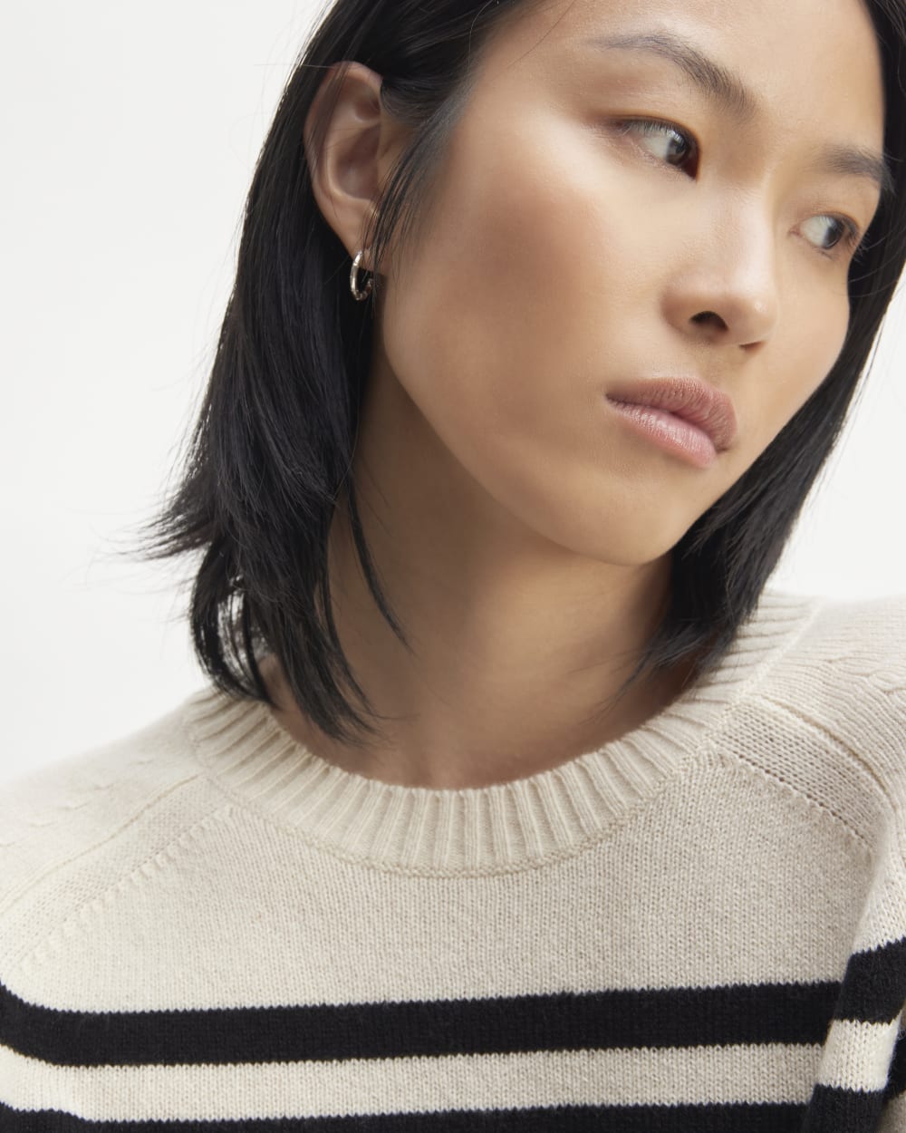 The Boxy Crew in Cashmere in Bone / Black — detail view