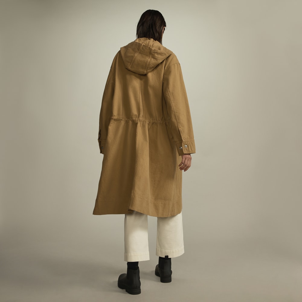 The Canvas Organic Cotton Parka in Cappuccino — detail view
