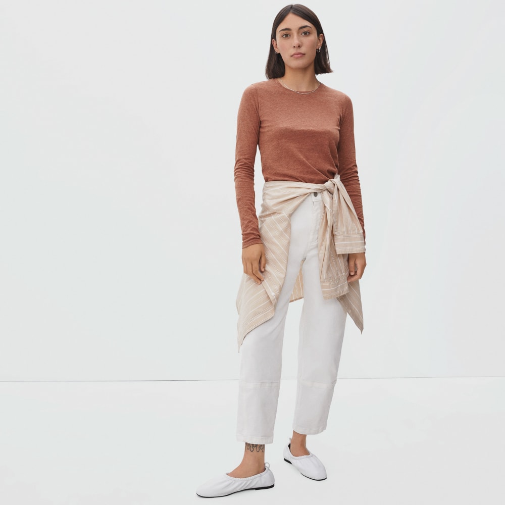 The Organic Cotton Long-Sleeve Crew in Heathered Brown — detail view