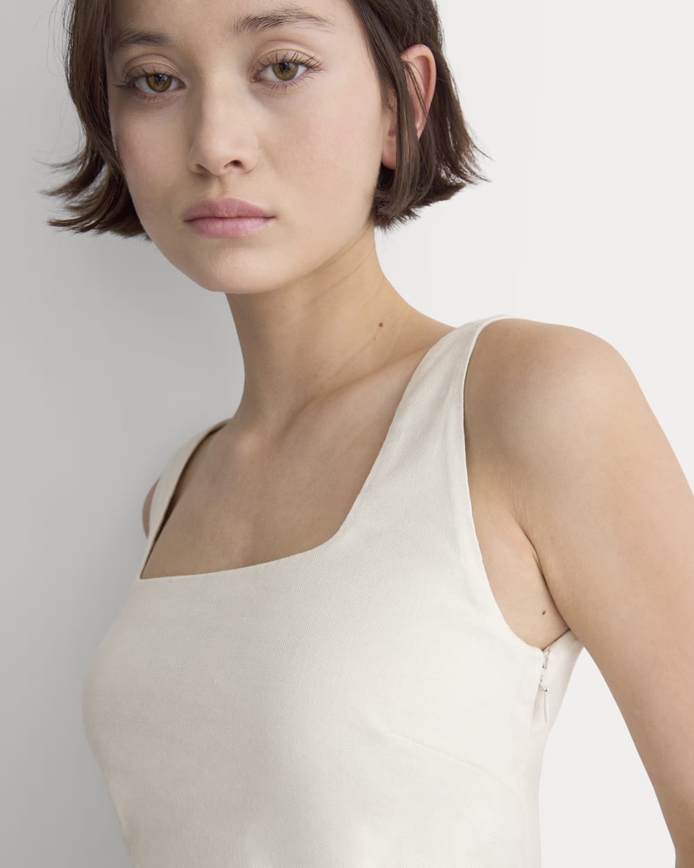 Square Tank in Stretch Linen in Birch — detail view