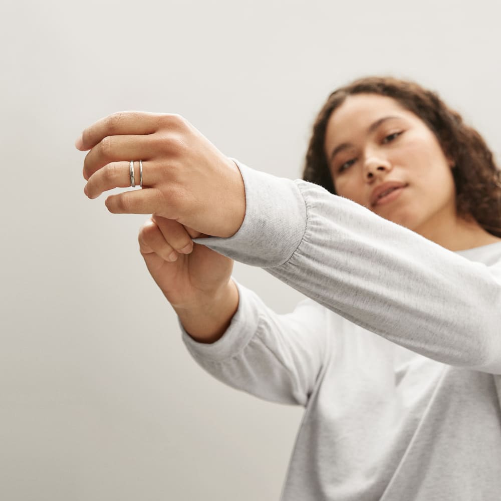 The Organic Cotton Long-Sleeve Tee in Heathered Grey — detail view