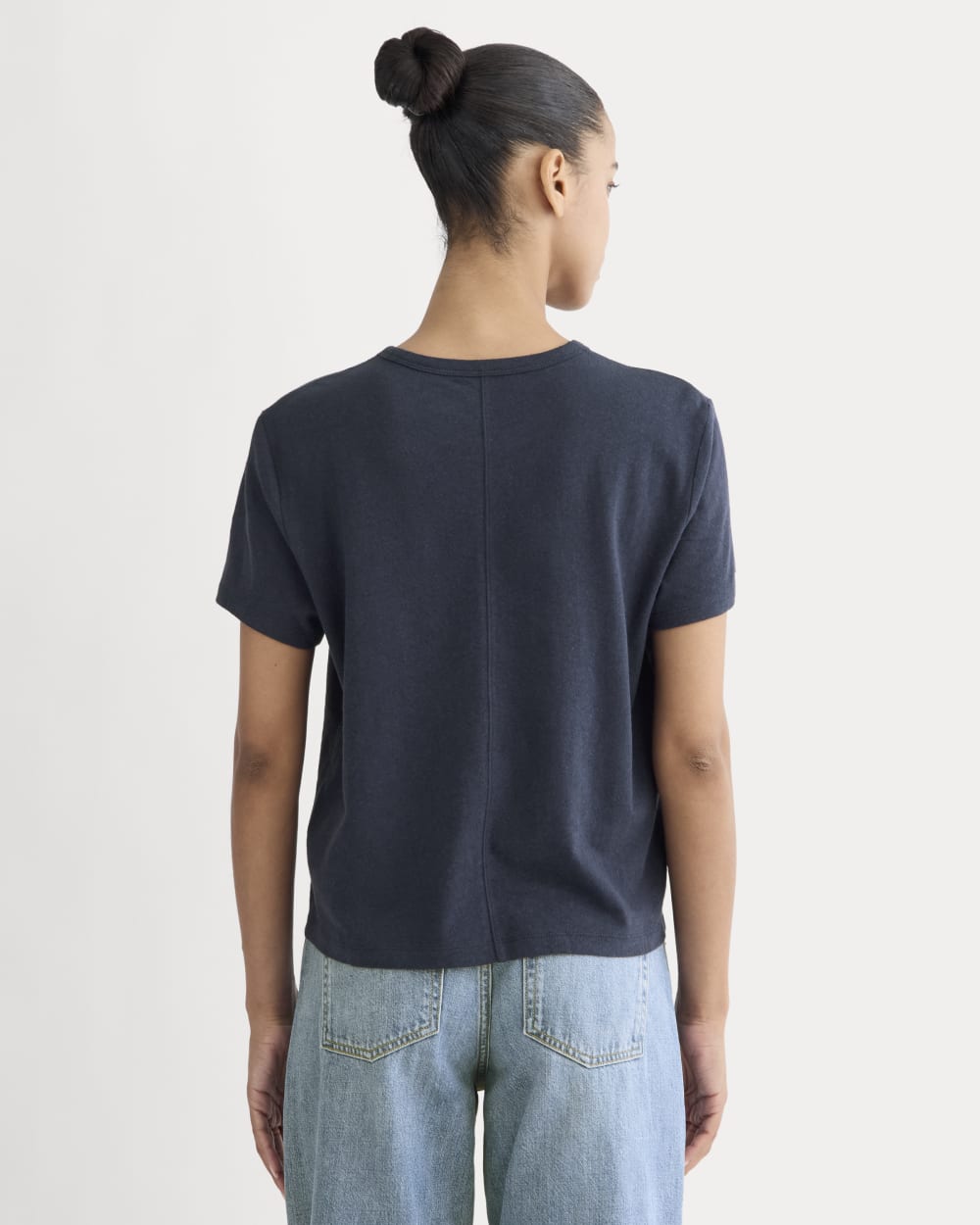 The Box-Cut Tee in Cotton Linen in Navy — detail view