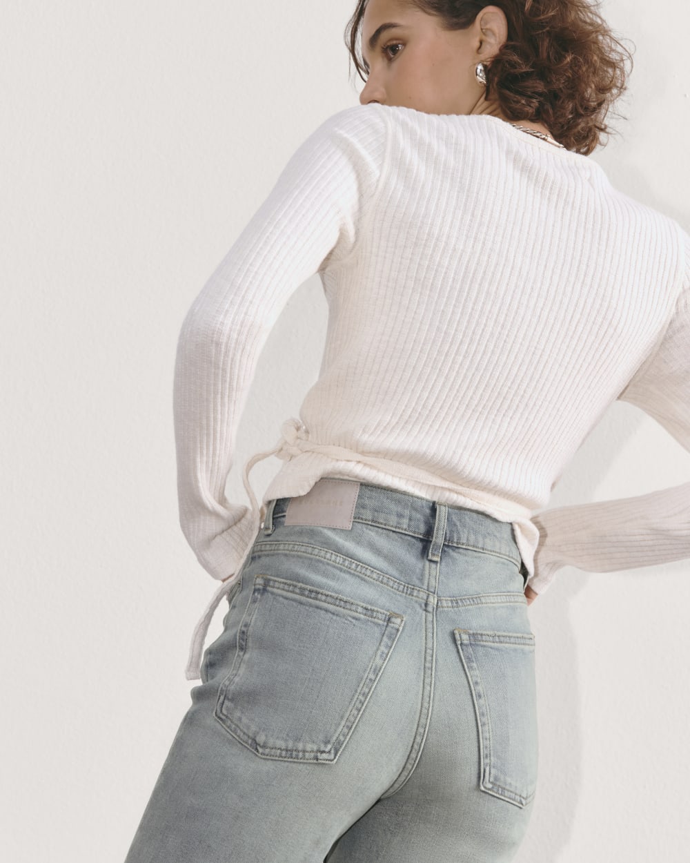 The Way-High® Slim Jean in Vintage Light — detail view