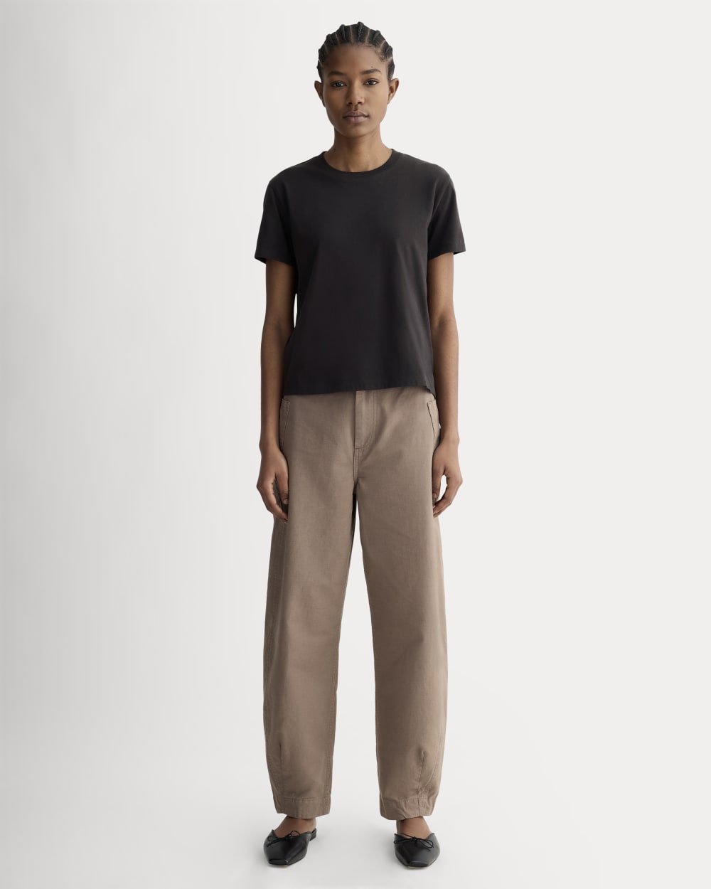 The Box-Cut Tee in Essential Cotton in Black — detail view