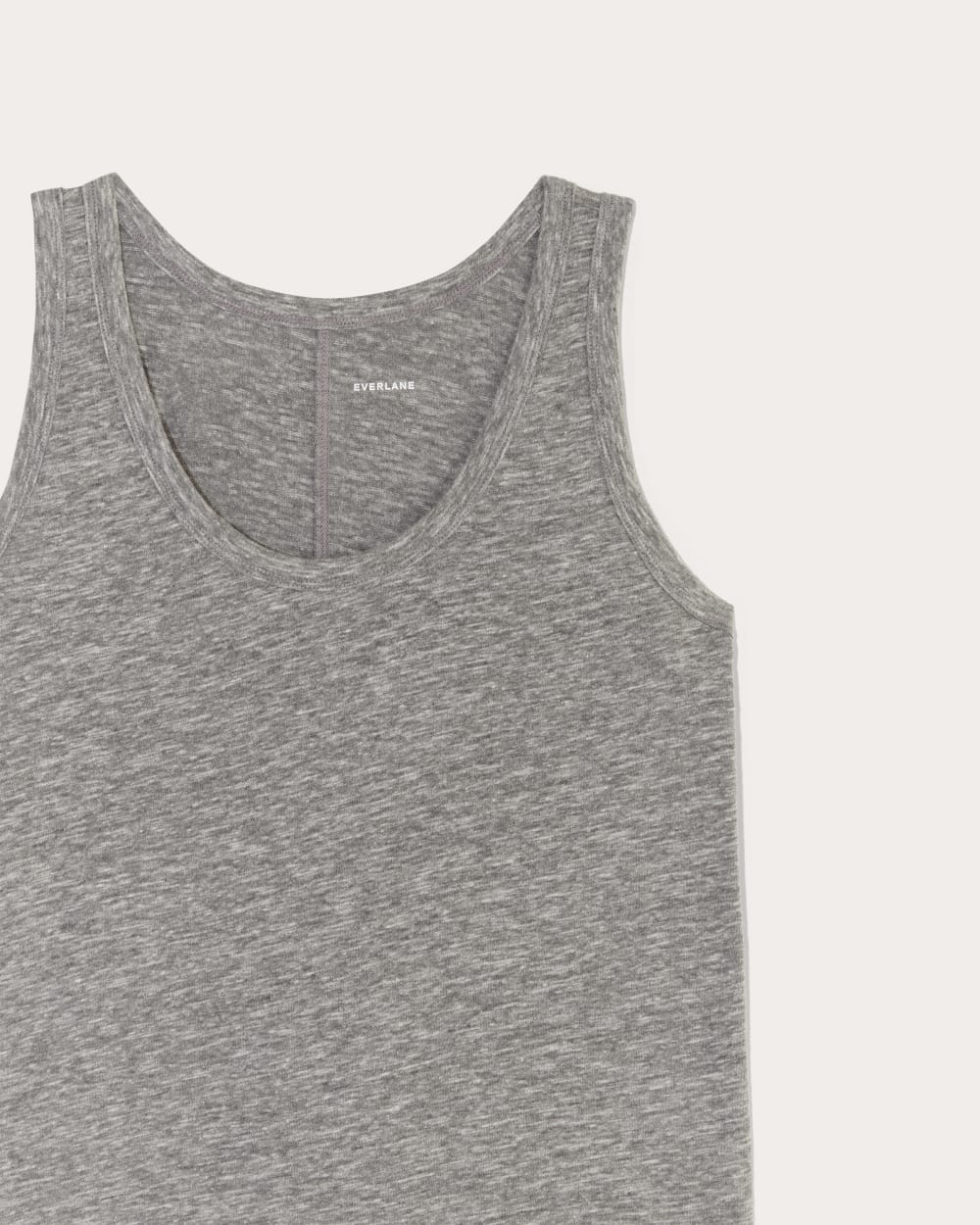 The Perform Tank in Heathered Grey — detail view