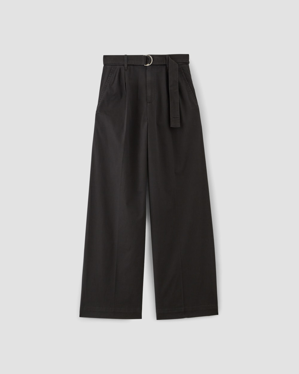The Pleated Wide-Leg Chino in Black — alternate view