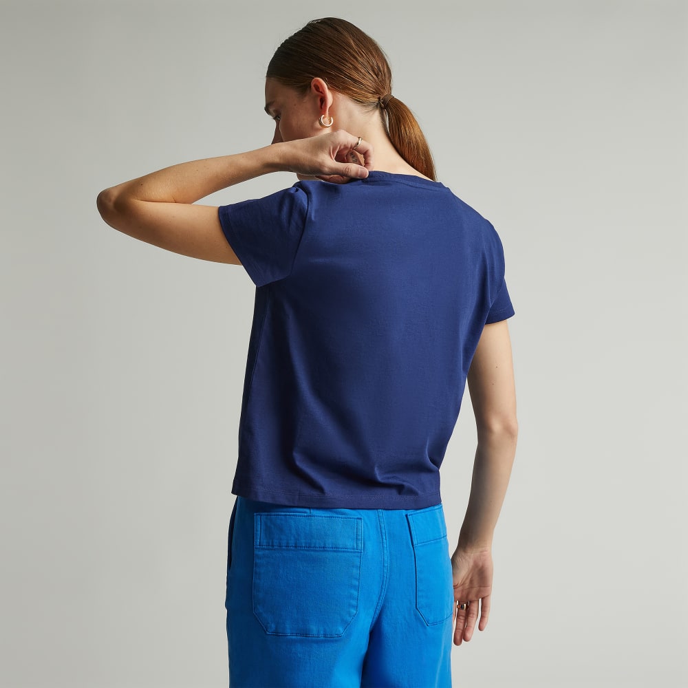 The Box-Cut Tee in Essential Cotton in Ocean Cavern — detail view