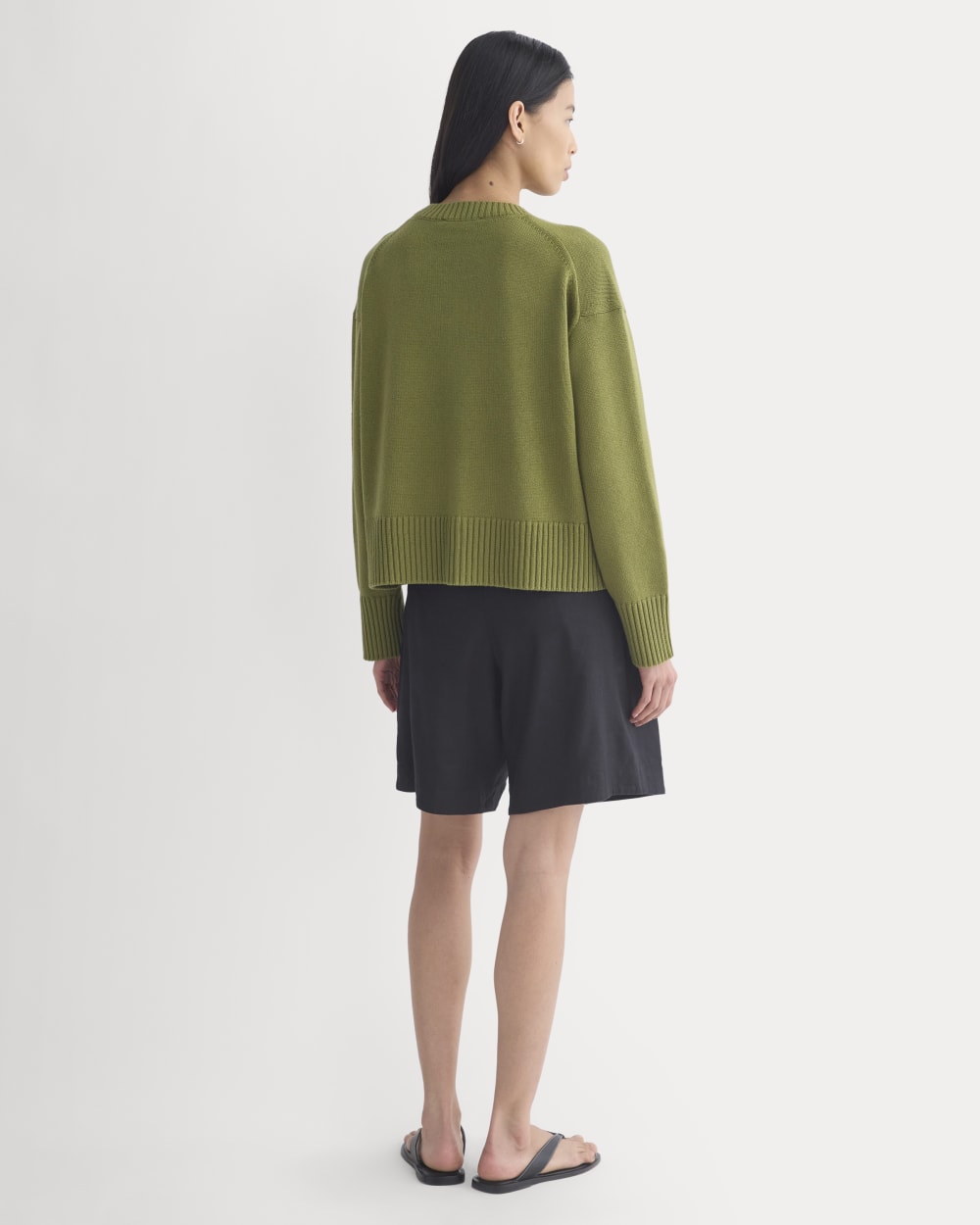 The Boxy Sweater in Everyday Cotton in Mayfly — detail view