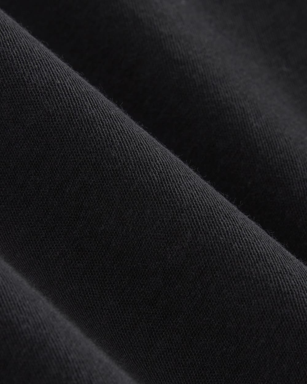 The Air Long-Sleeve Tee in Black — detail view