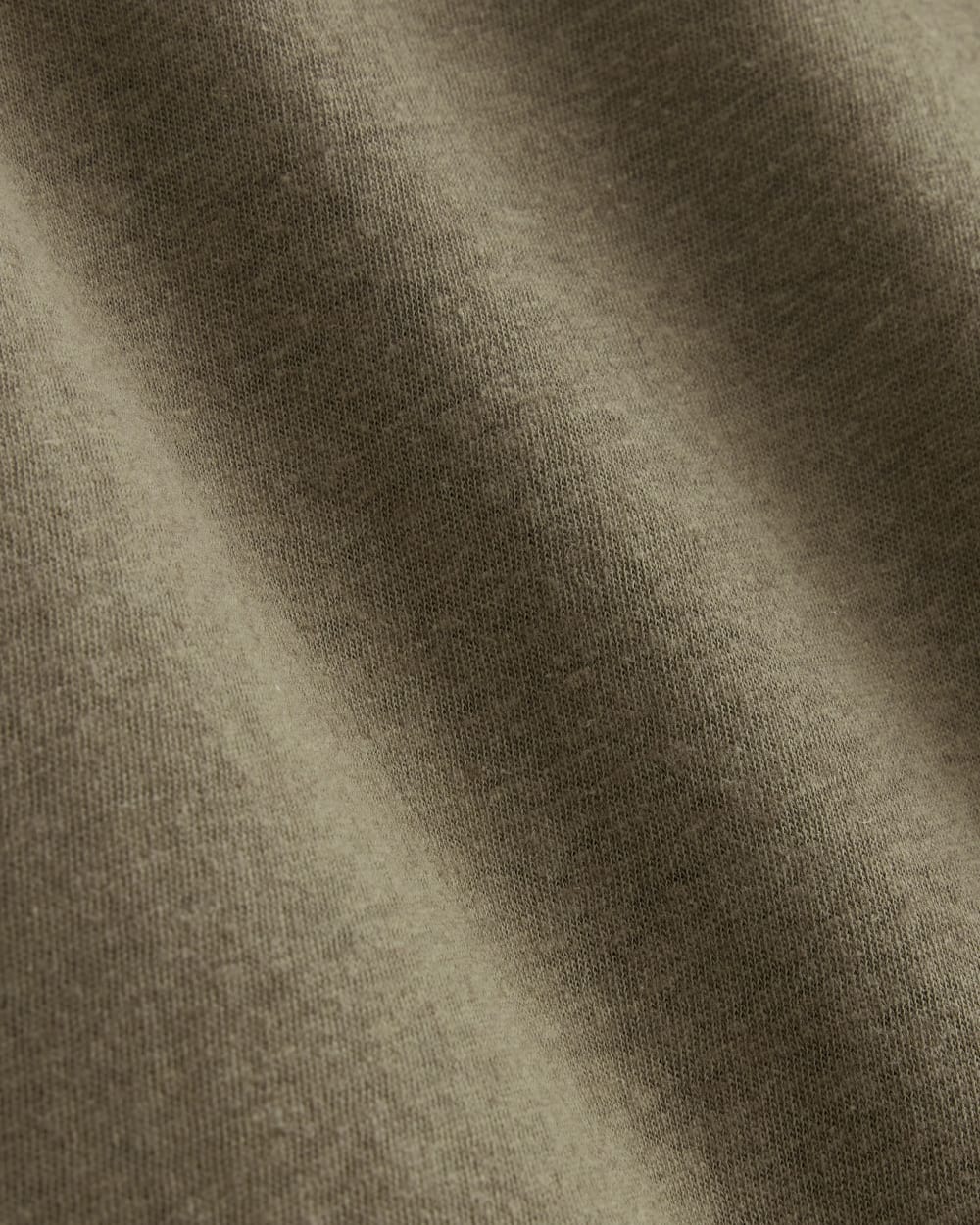The Slouchy V-Neck Tee in Cotton Linen in Deep Taupe — detail view