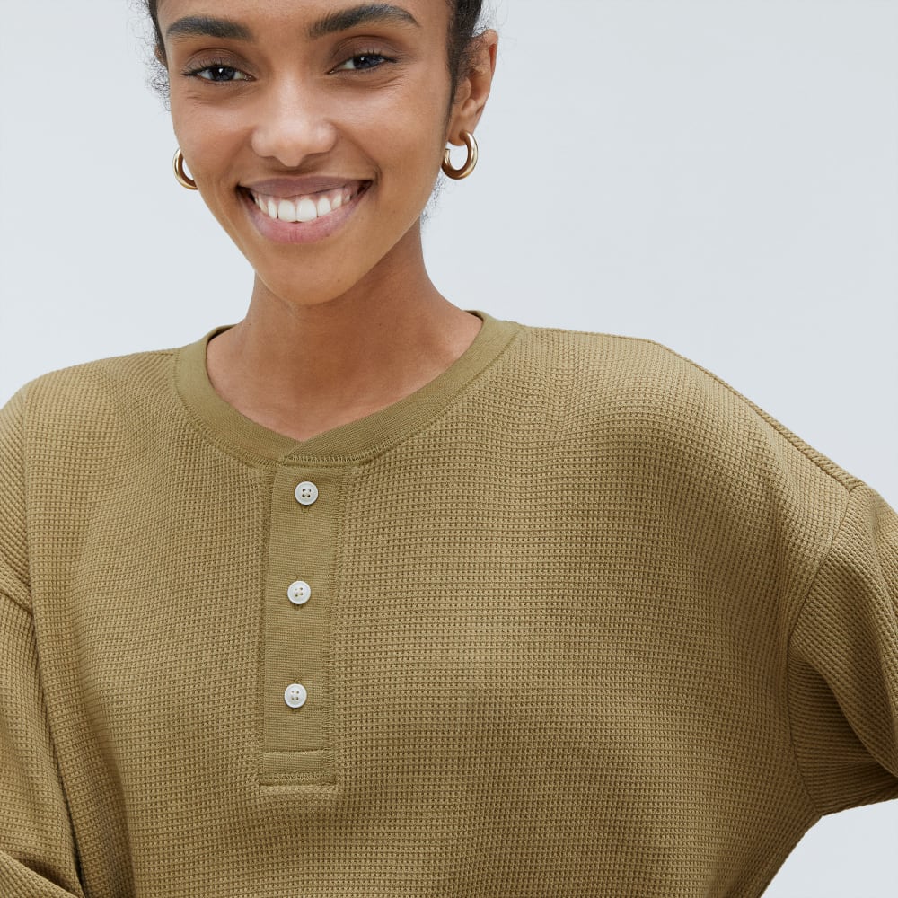 The Organic Cotton Waffle Henley in Fennel Seed — detail view